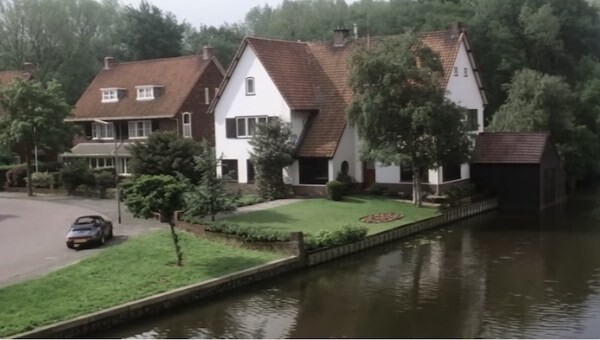 8061_amsterdamned_alberdingk%20thijmlaan_0.jpeg