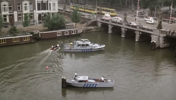 8064_amsterdamned_de%20hogesluis_0.jpeg