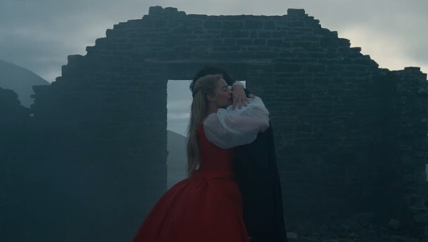 Wuthering%20Heights%20copyright%20Warner%20Bros%202.jpg