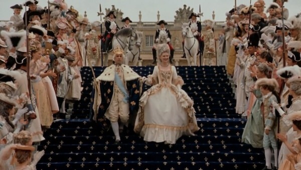 8482_marie%20antoinette_ch%c3%a2teau%20de%20versailles%20-%20latona%20stairs_0.jpg